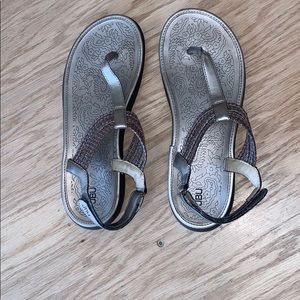 JBU  silver sandals